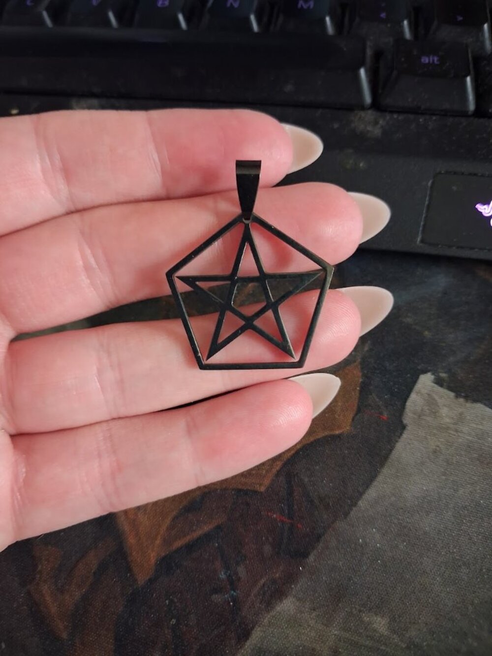 Unique Star pendant